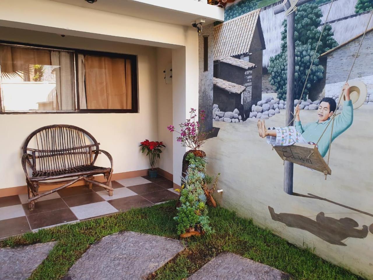 Hotel Ariana San Pedro La Laguna Exterior photo